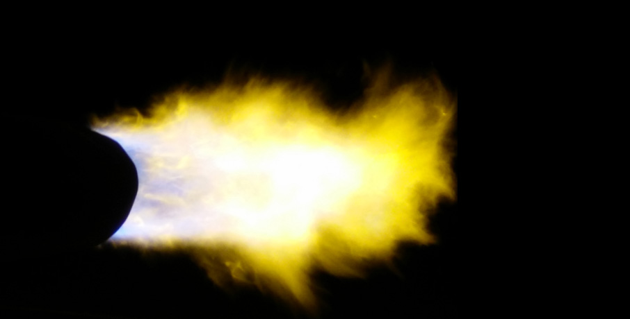 j9国际美国浮法玻璃生产线顺利点火  年产量将达26万吨